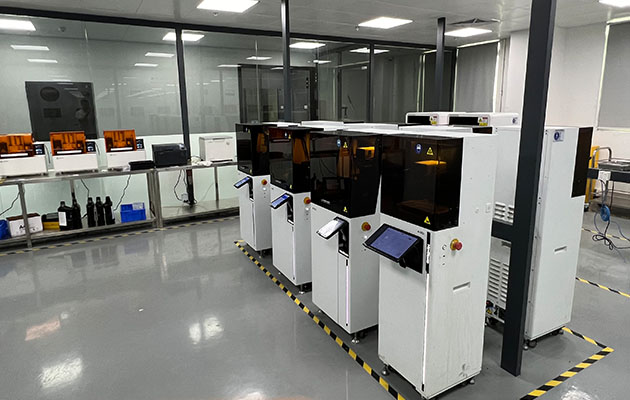Istar dental laboratory production floor with dental 3D printers in Shenzhen